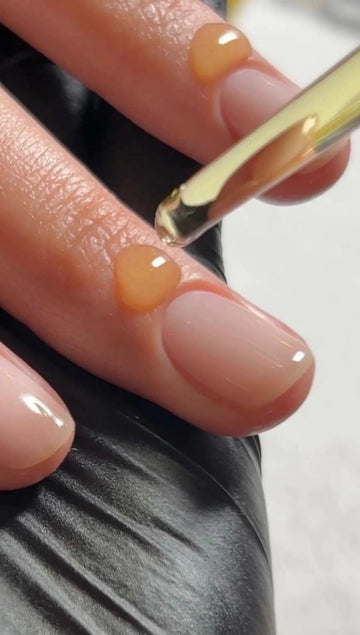 Comment hydrater et nourrir ses cuticules pour des ongles sains et forts The FrenchTouch