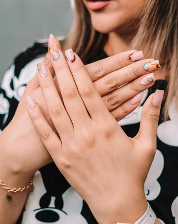 Capsules américaines : Guide complet pour une pose parfaite The FrenchTouch